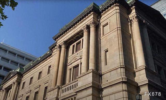美国纽约曼哈顿中城办公大楼发生枪击事件，包括枪手在内的五人死亡！大楼内有黑石集团全球总部、NFL等众多知名机构