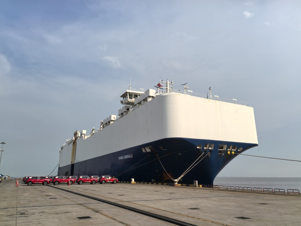 “国车出海”添新通道，上海南港新开一条澳新班轮直航航线