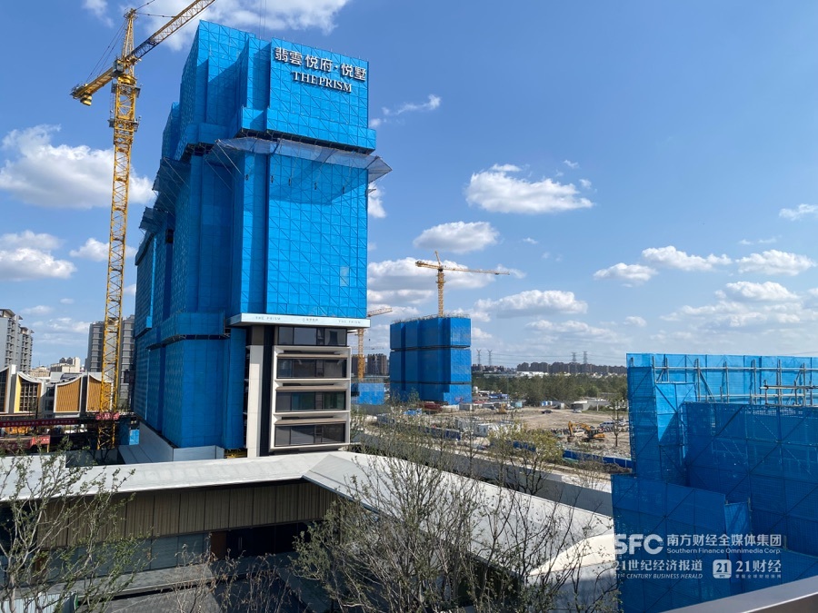 32套大户型只卖了一半?上海豪宅市场消失的“日光盘”